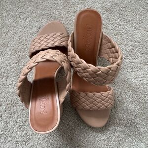 Y/Project Women's Beige Braided Sandals